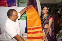 Isha Agarwal Launched Silk of India Exhibition